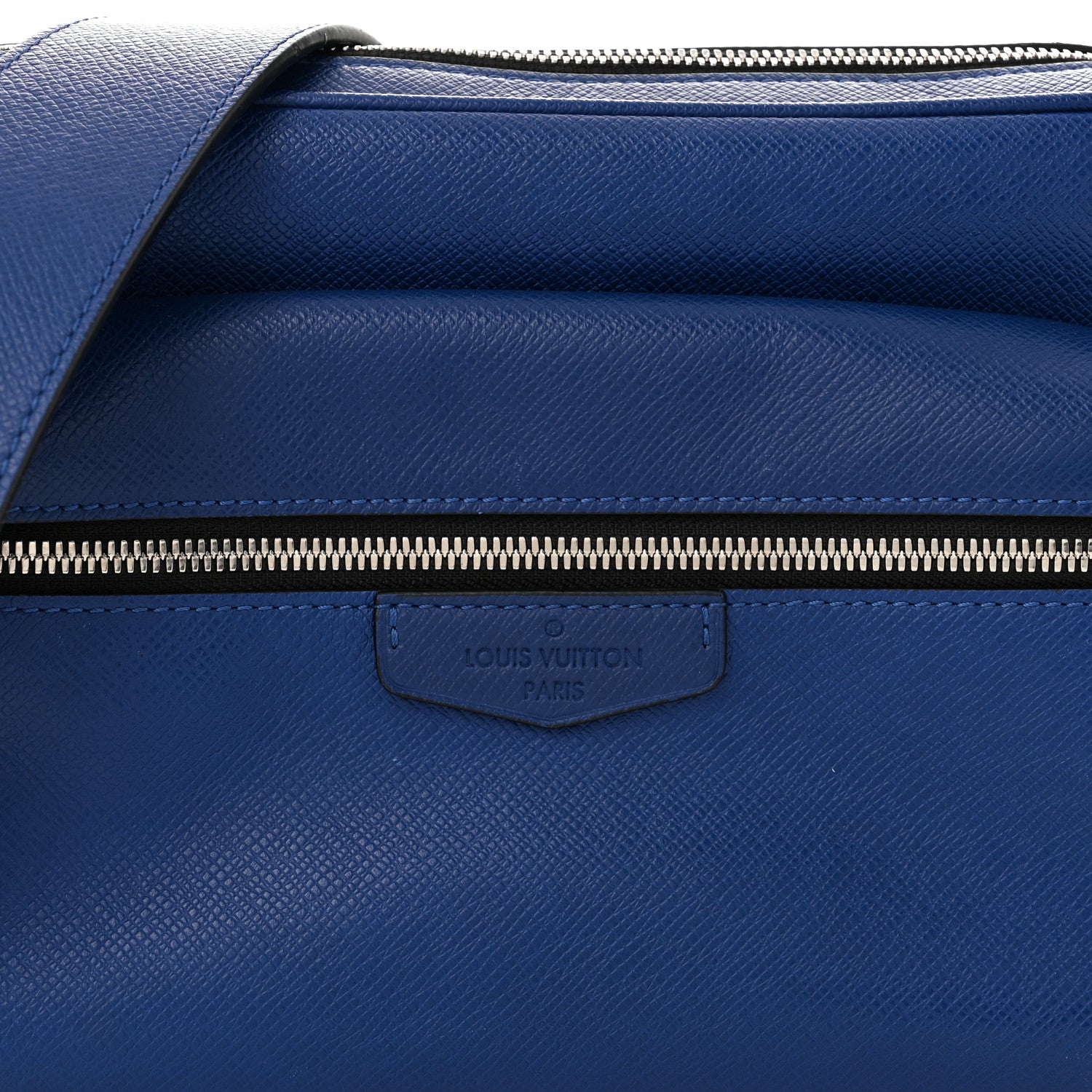 Louis Vuitton Taiga Outdoor Messenger Cobalt 8 of 10