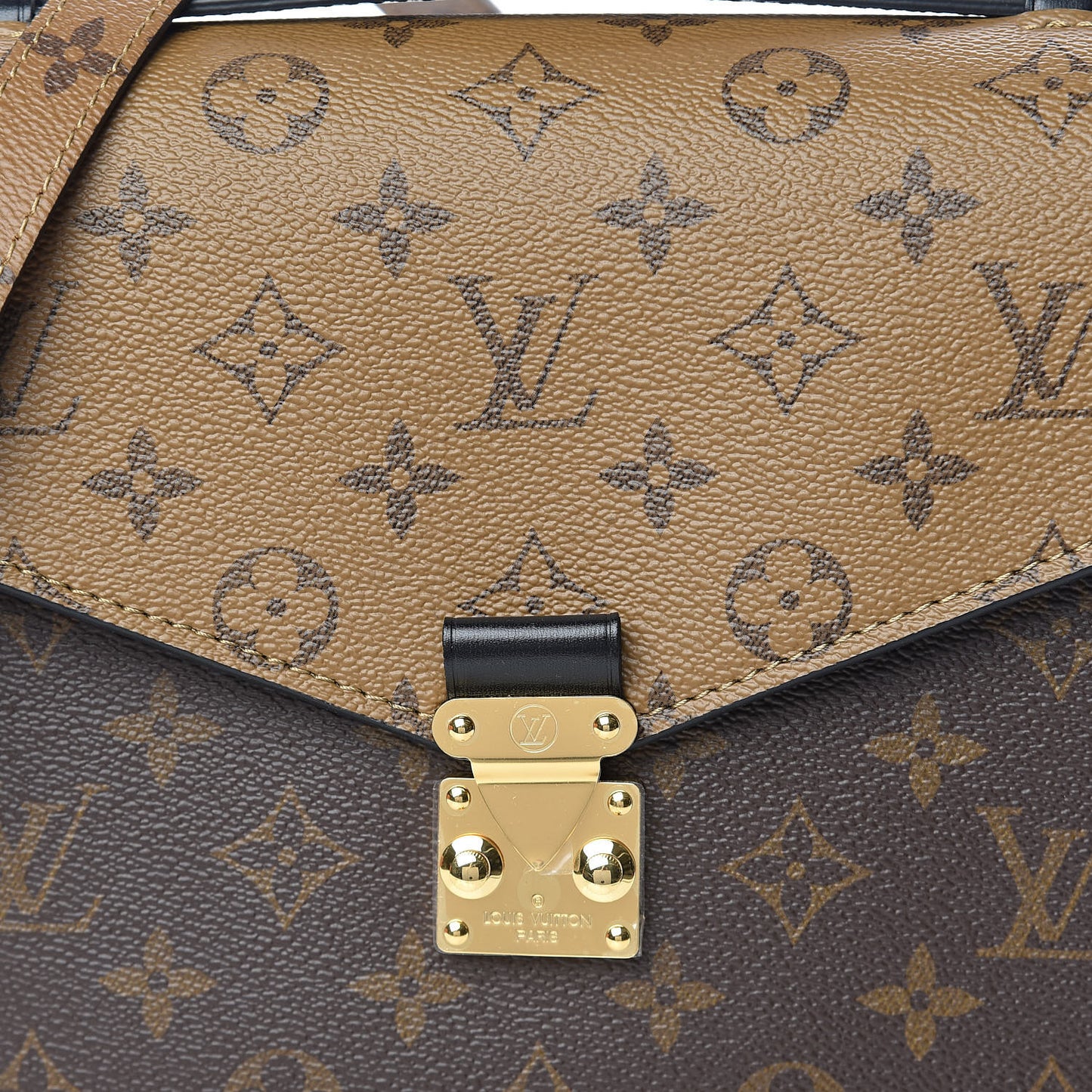 Reverse Monogram Pochette Metis