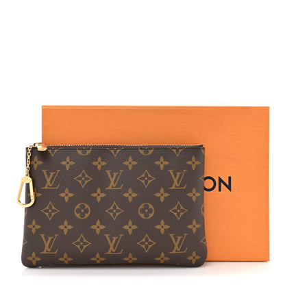Louis Vuitton Monogram Key Pouch M 7 of 7