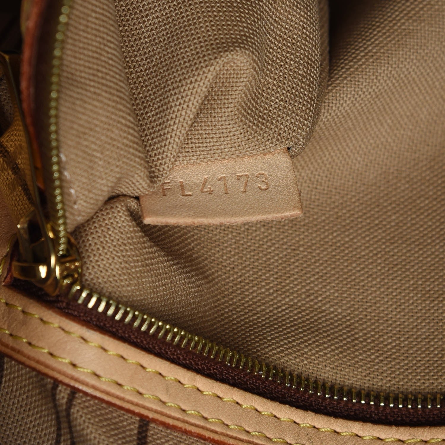 Louis Vuitton Monogram Delightful MM 7 of 13