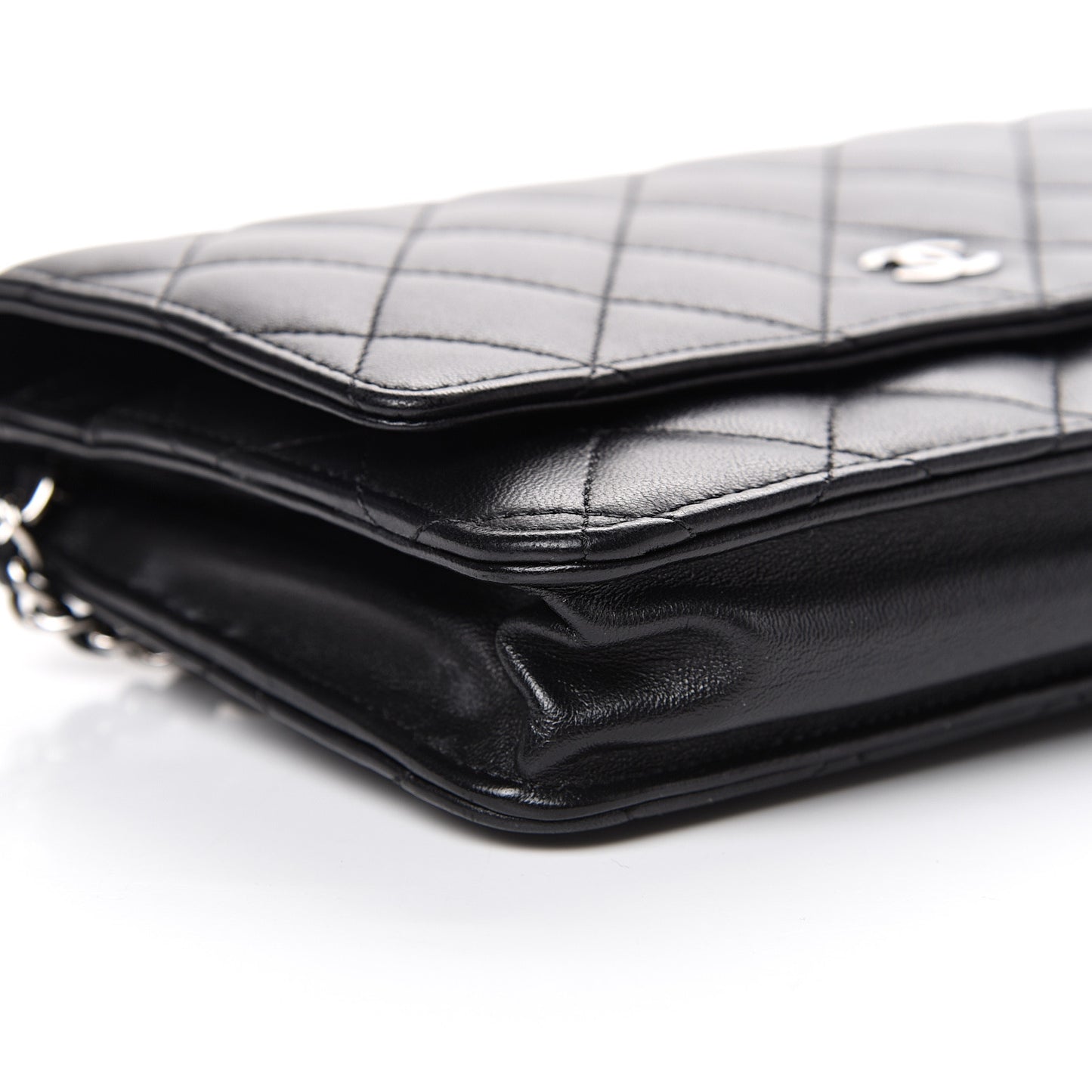 Lambskin Quilted Wallet On Chain WOC Black