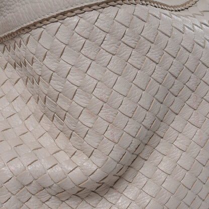 Bottega Veneta Cervo Intrecciato Shoulder Bag Pergamena 4 of 9