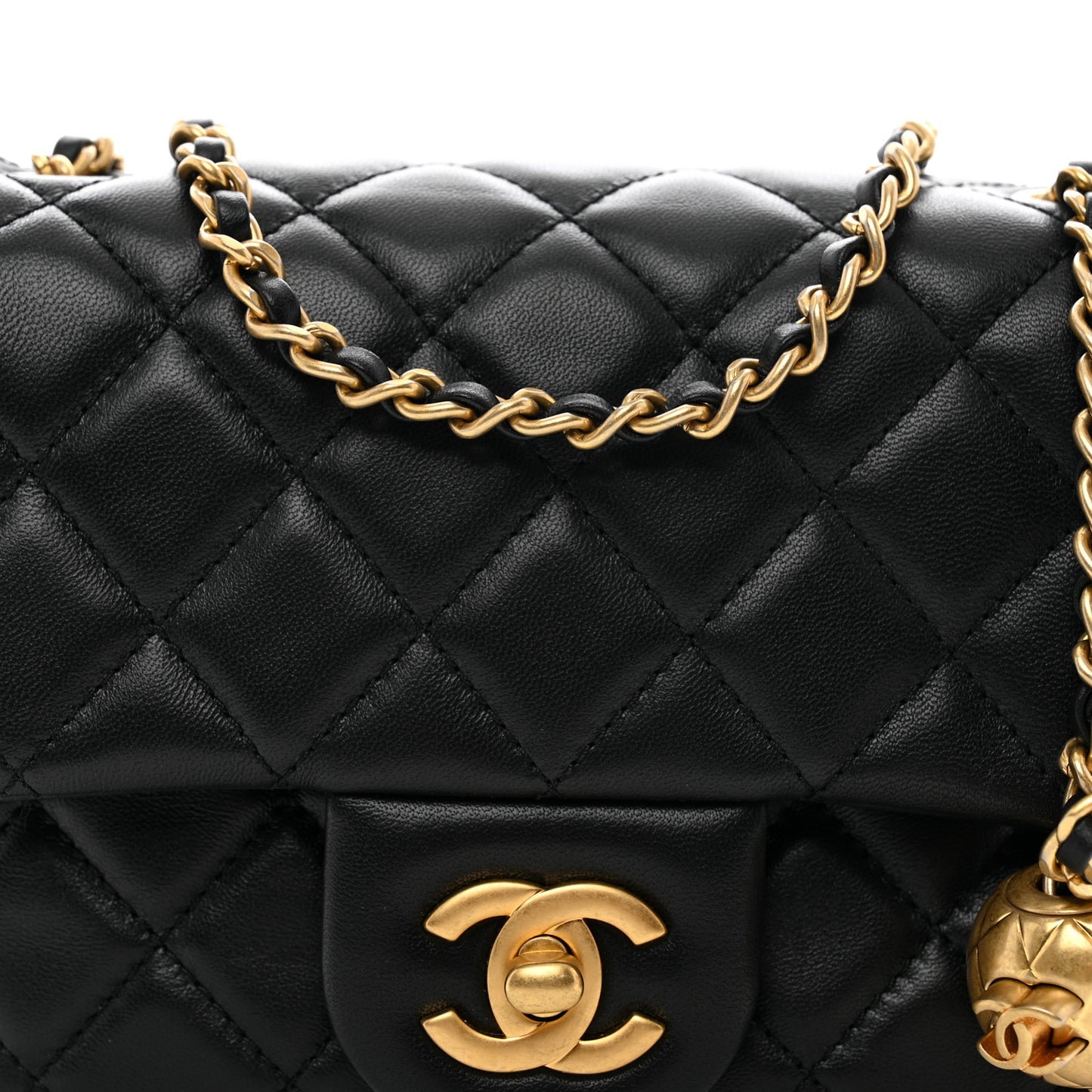Lambskin Quilted Mini Pearl Crush Flap Black