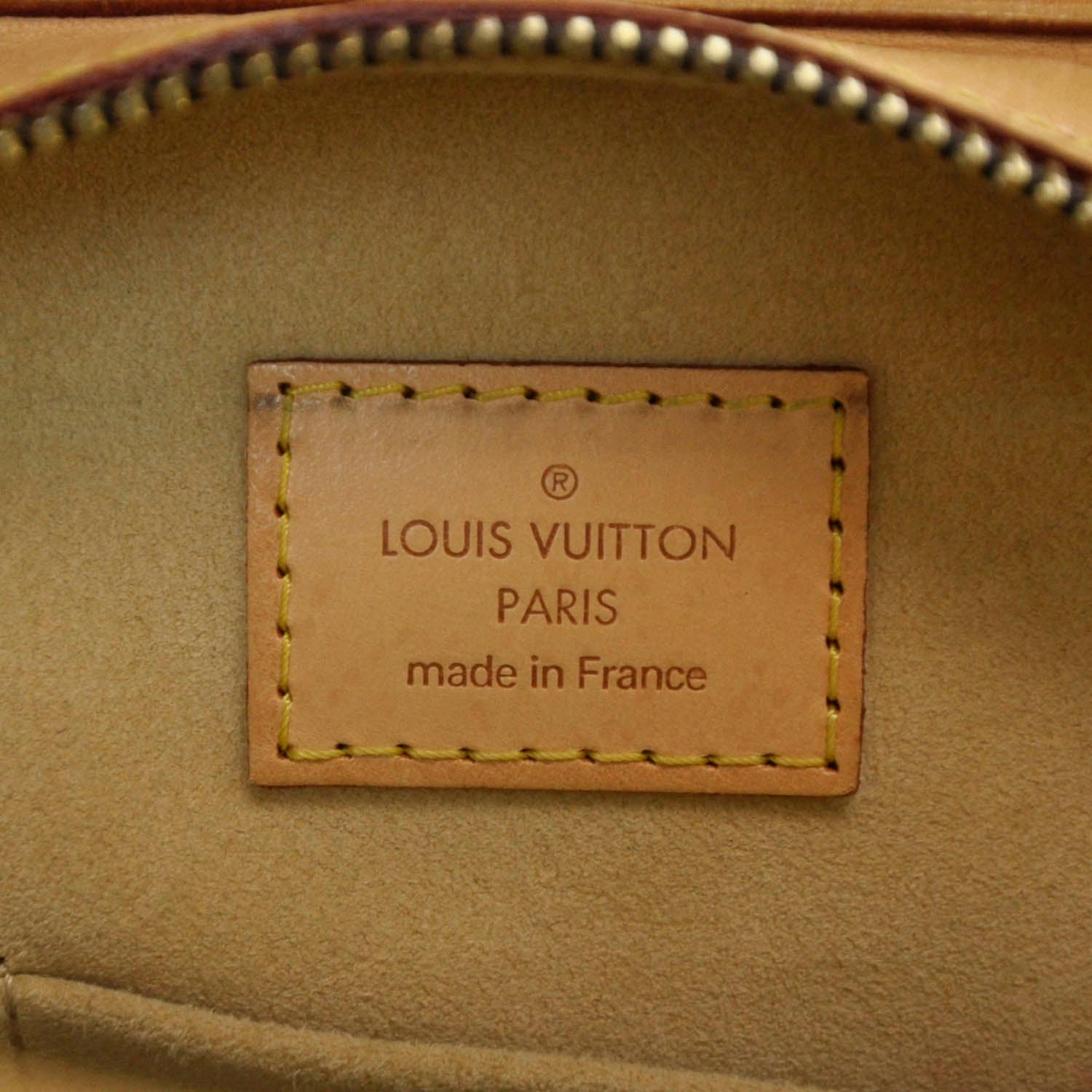 Louis Vuitton Monogram Hudson GM 6 of 7