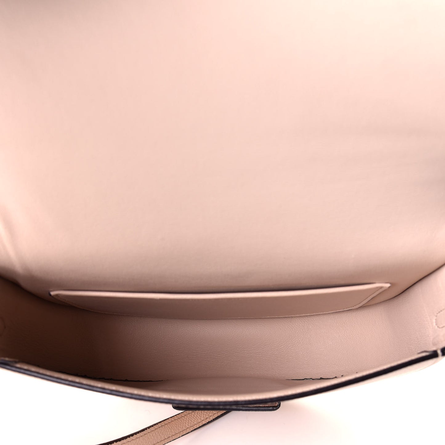 Grained Calfskin Small Trotteur Powder