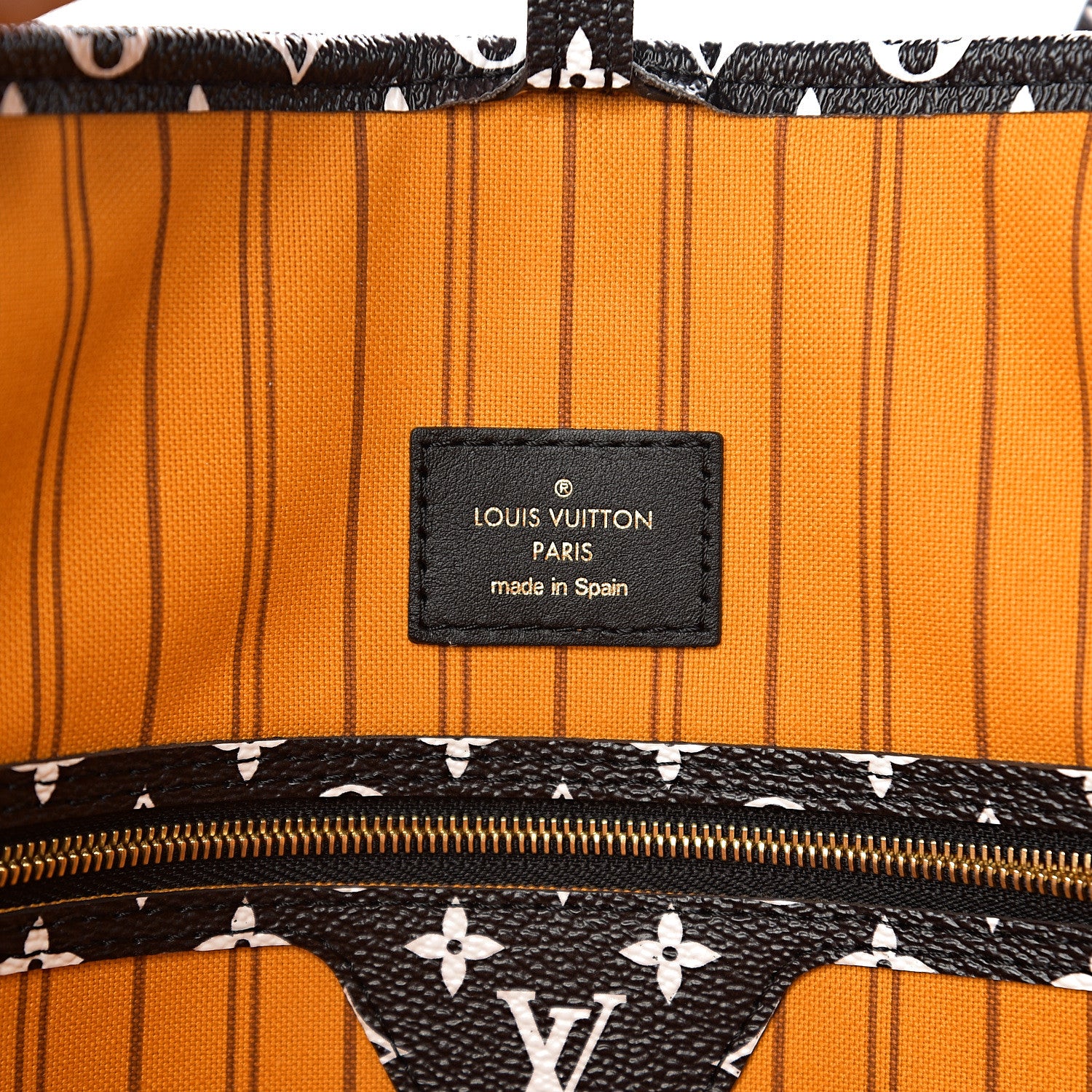 Louis Vuitton Monogram Giant Jungle Neverfull MM Black 5 of 9