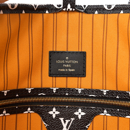 Louis Vuitton Monogram Giant Jungle Neverfull MM Black 5 of 9