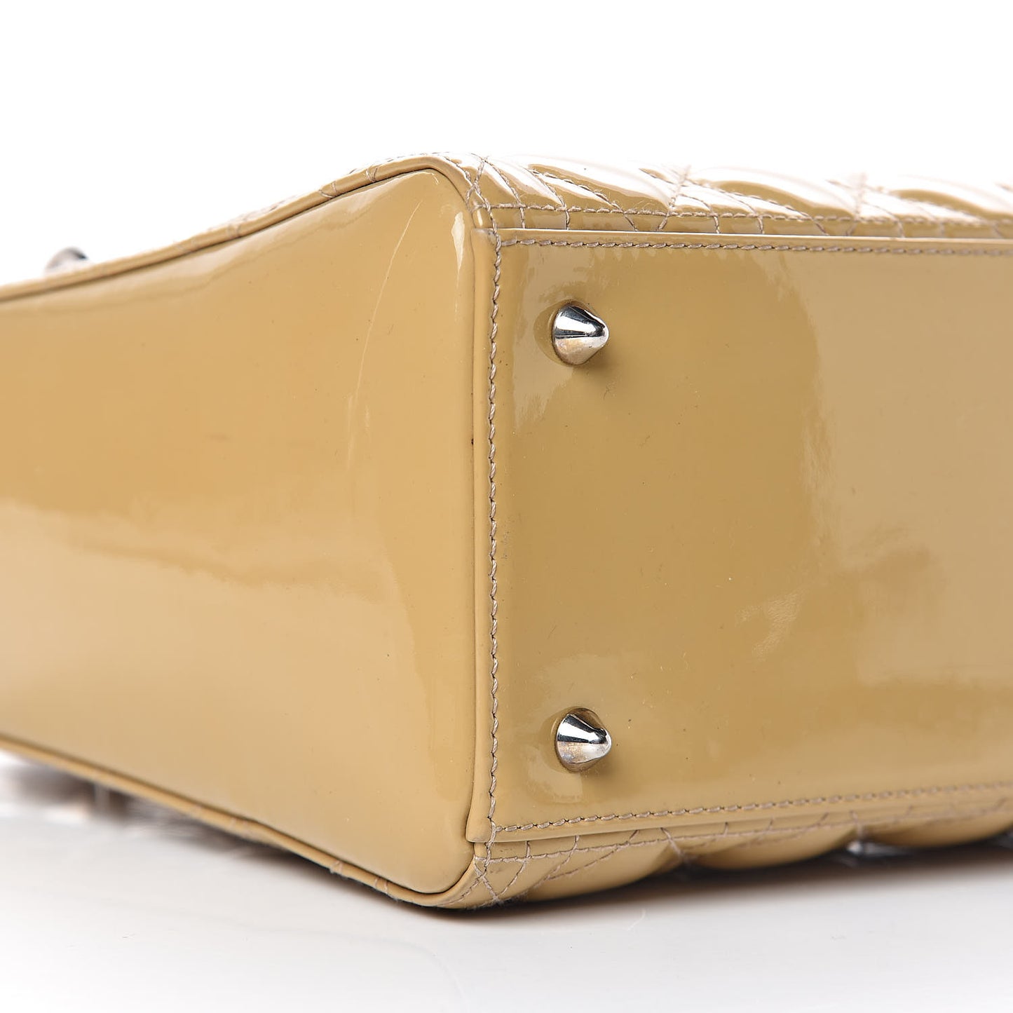 Patent Cannage Medium Lady Dior Beige