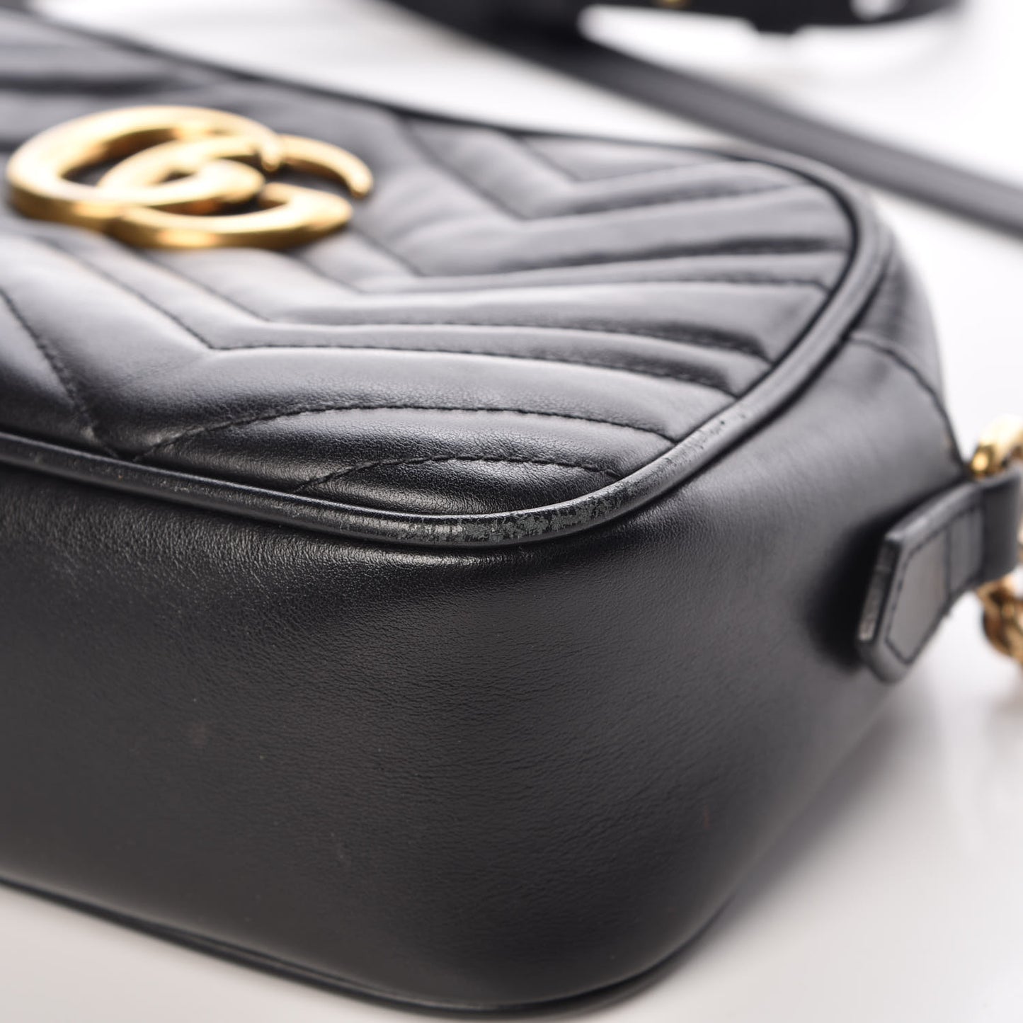 Calfskin Matelasse Small GG Marmont Chain Shoulder Bag Black