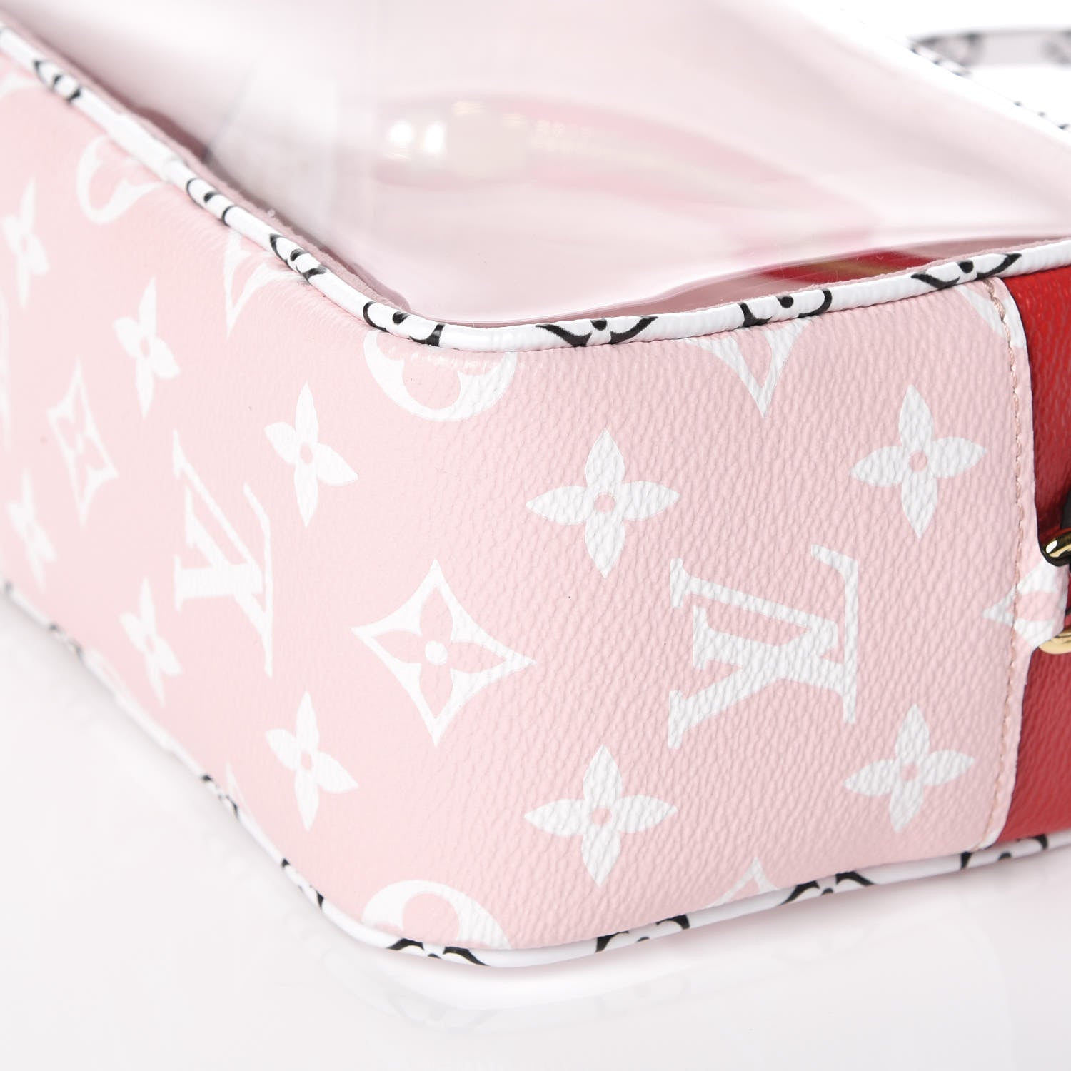 Louis Vuitton Monogram Giant Beach Pouch Rouge 8 of 9