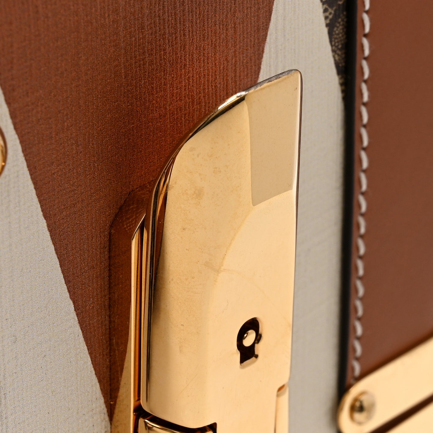GG Supreme Monogram Boarded Dyana Calfskin Rhombus Print Savoy Medium Rigid Suitcase Beige Ebony Mystic White Hazel Brown