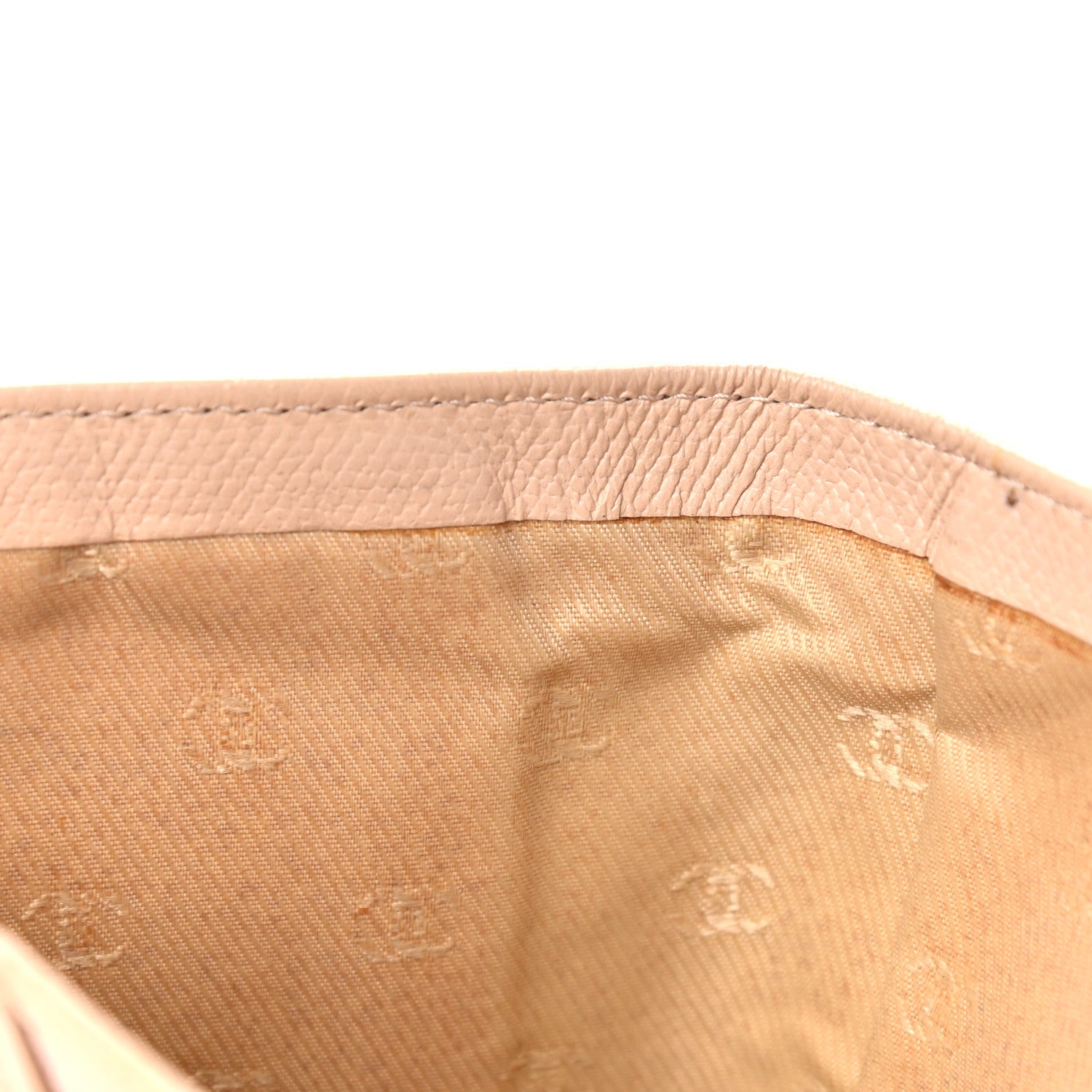 Chanel Grained Calfskin CC Button Yen Wallet Beige 21 of 27