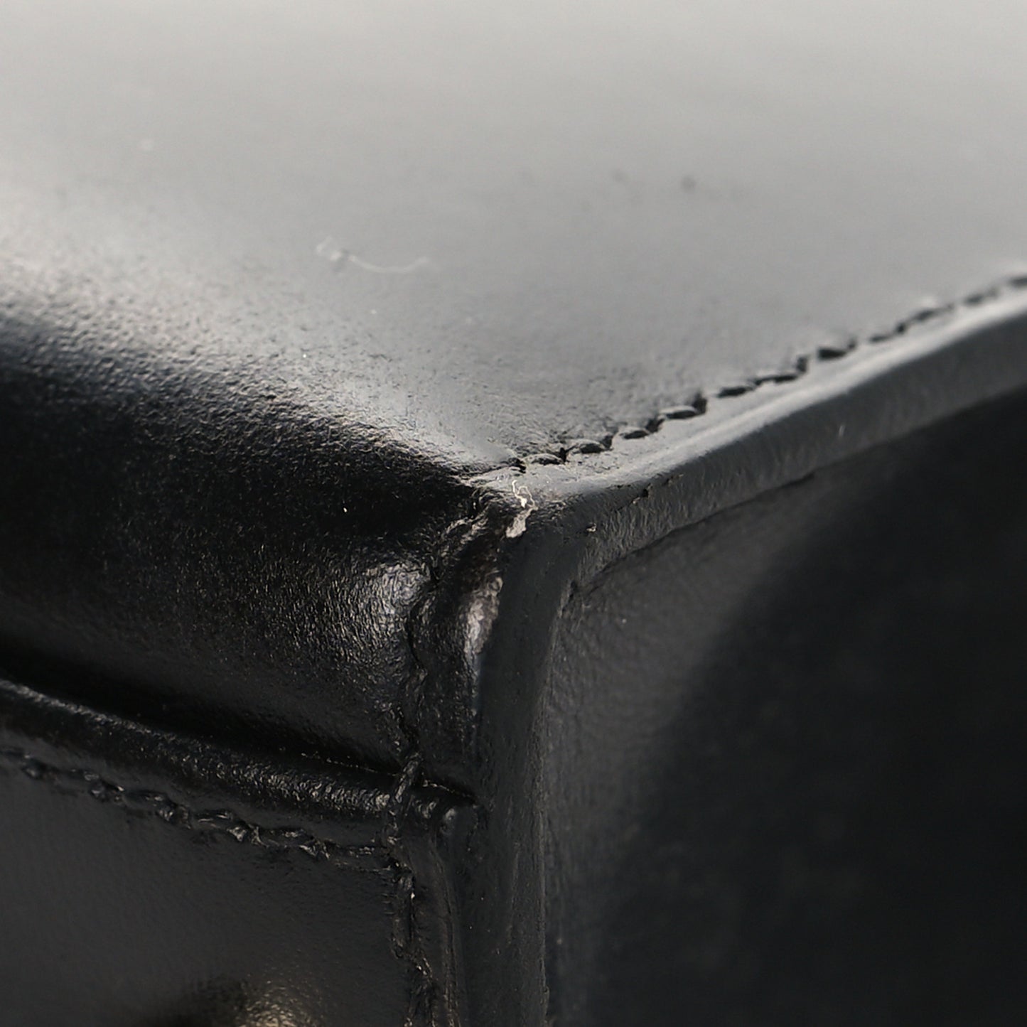 Box Kelly Sellier 28 Black