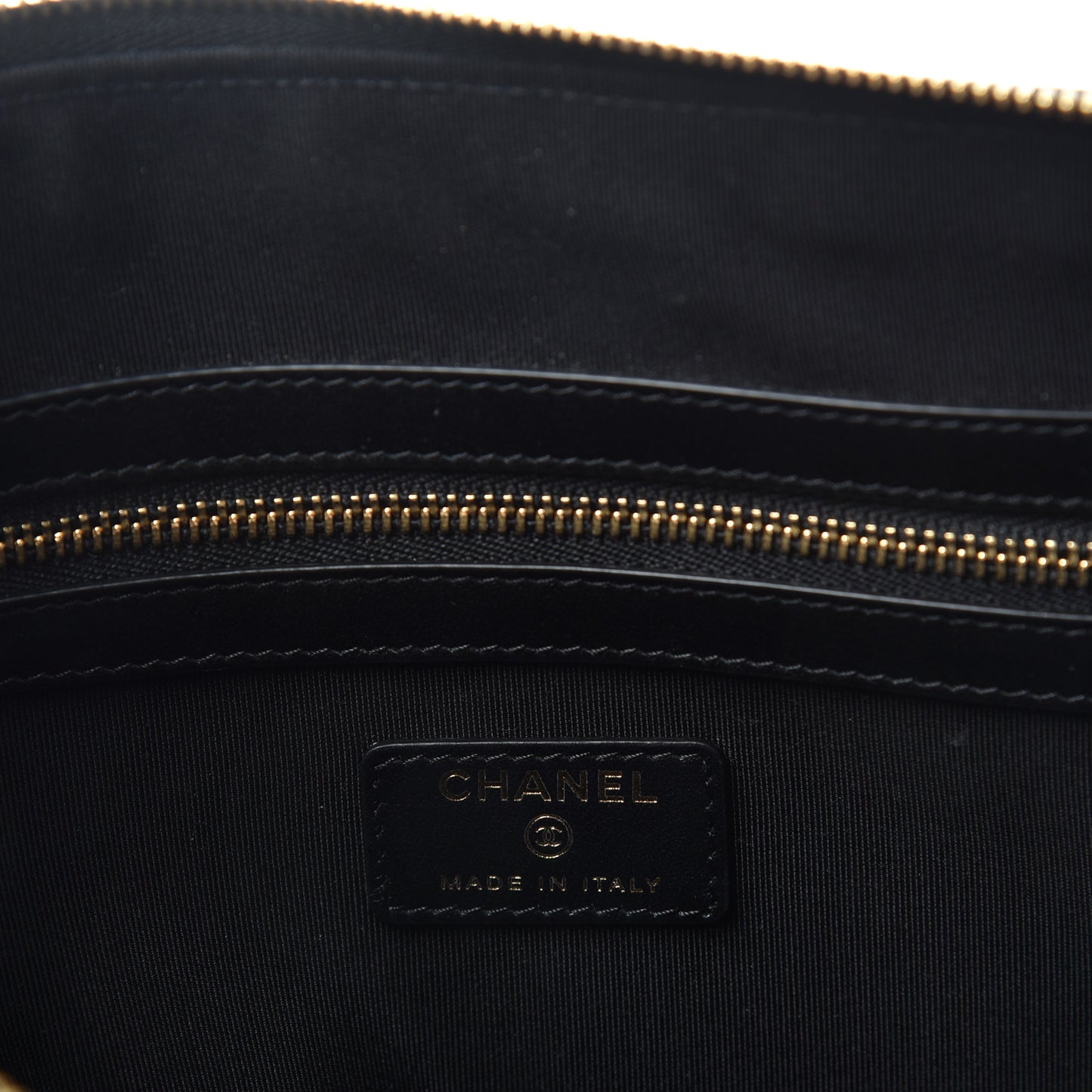 Aged Calfskin Chevron Quilted Medium Cosmetic Case Black