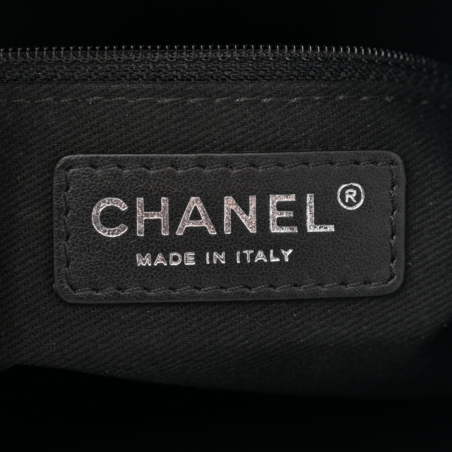 Chanel Grained Calfskin CC Pocket Tote Black 6 of 11