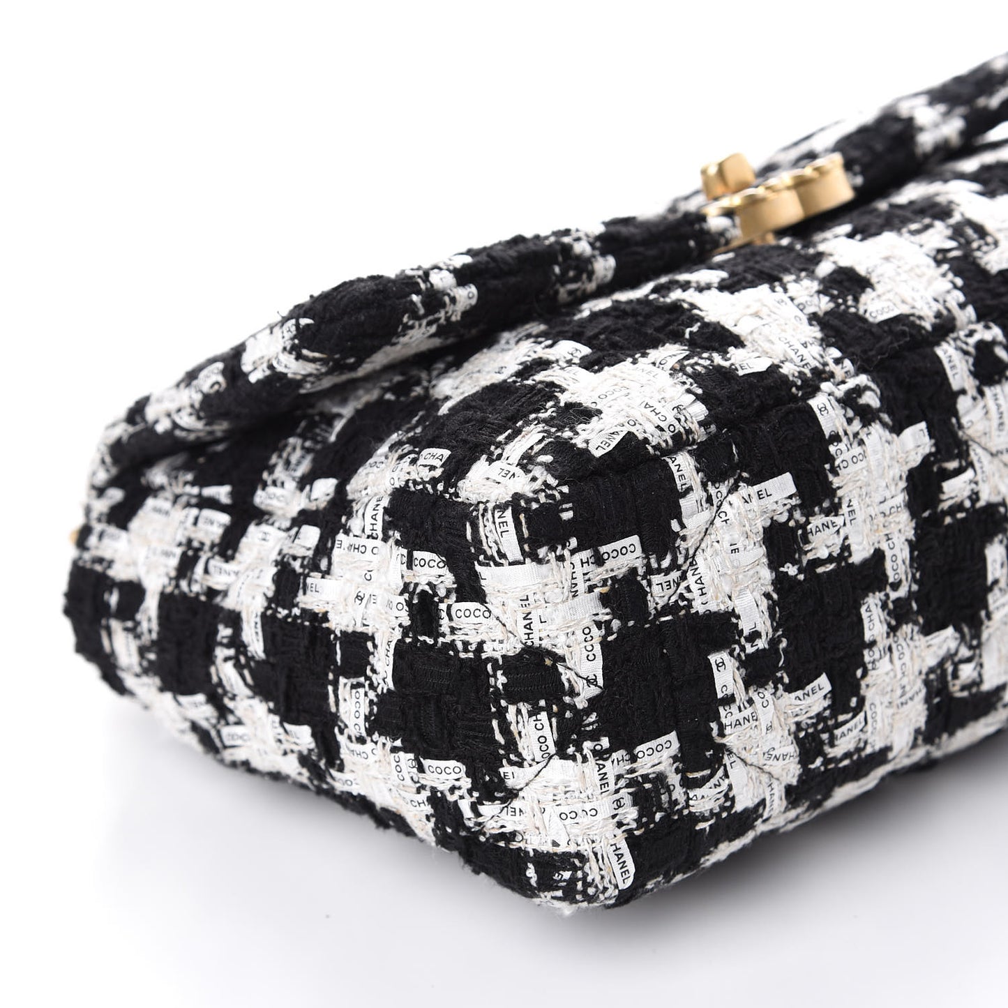 Tweed Quilted Medium 19 Flap Black Ecru White