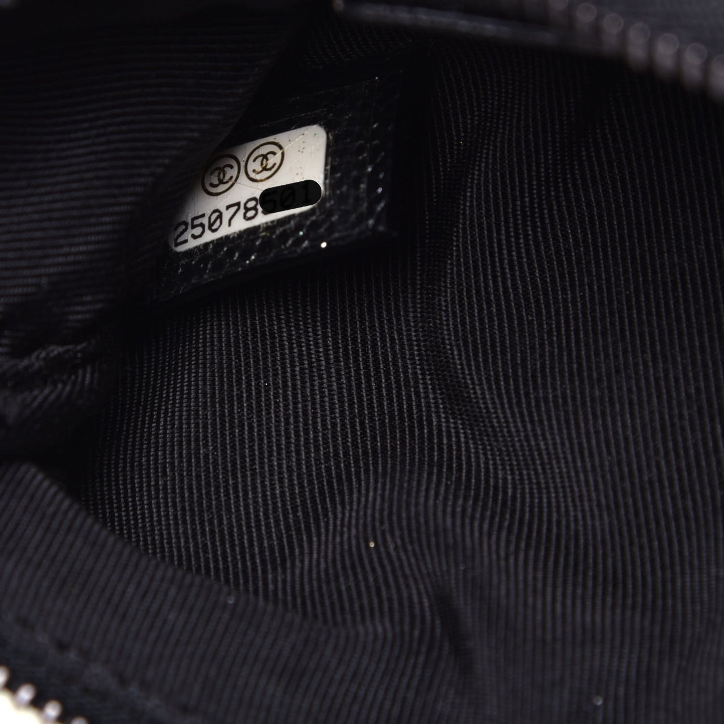 Iridescent Caviar Quilted Small Cosmetic Case Black