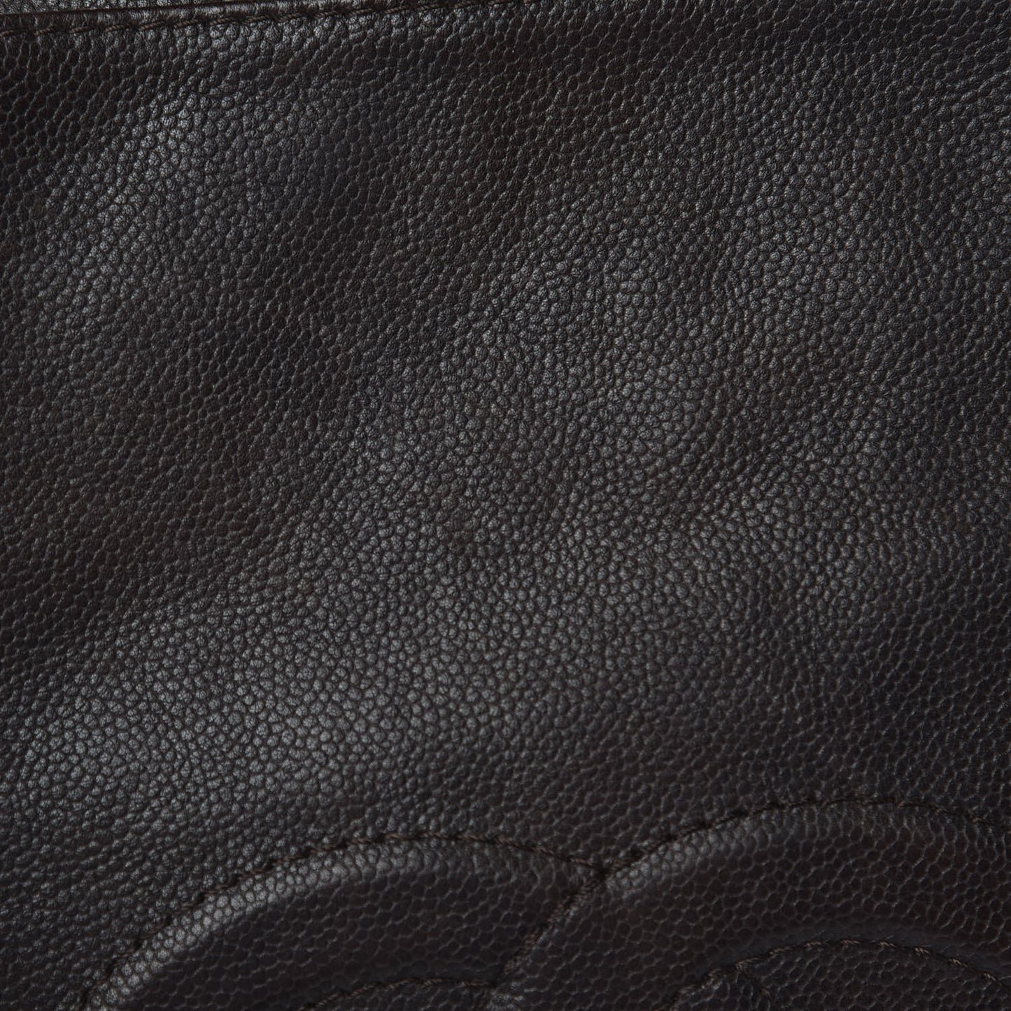 Caviar Large CC Tuck Tote Dark Brown