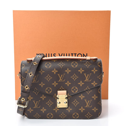 Louis Vuitton Monogram Pochette Metis 11 of 11
