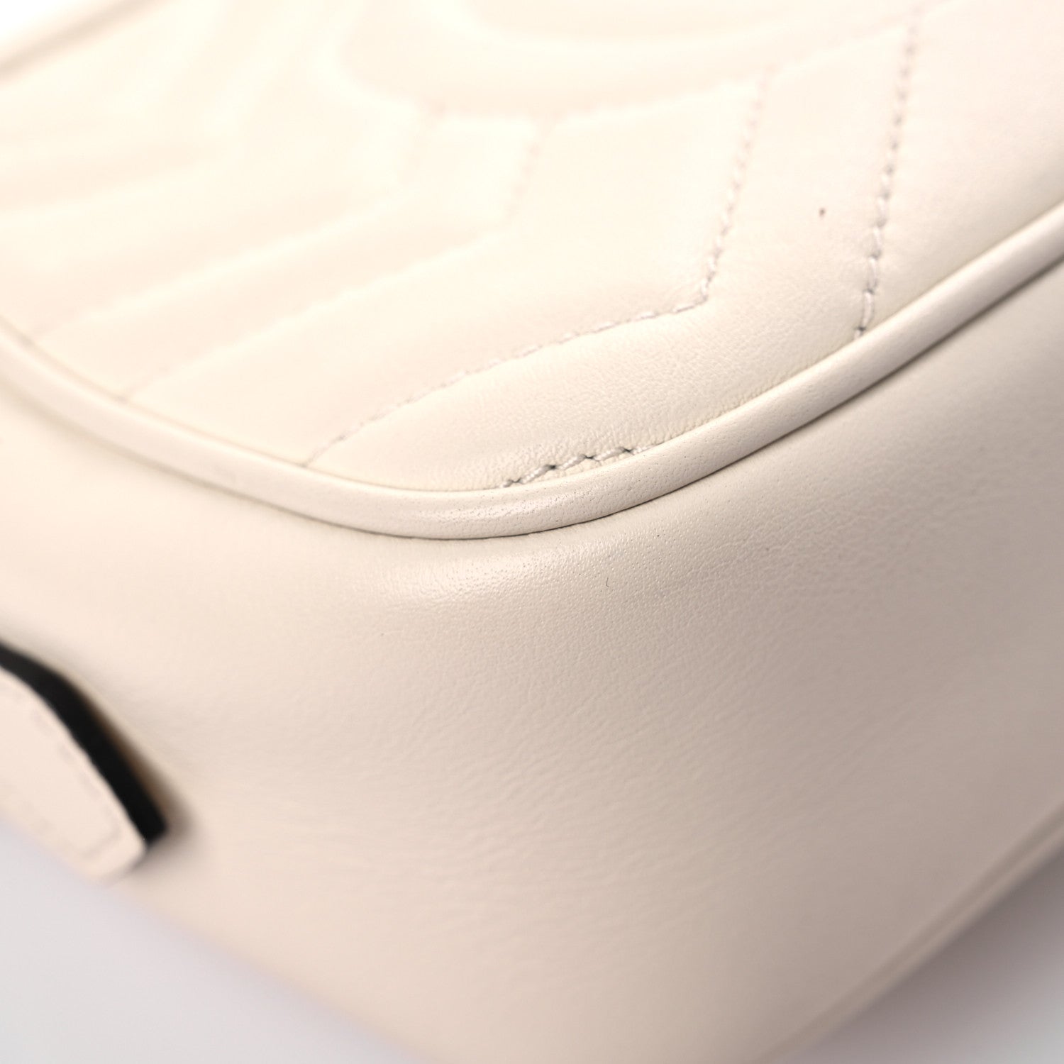 Gucci Calfskin Matelasse Mini GG Marmont Chain Shoulder Bag White 10 of 16