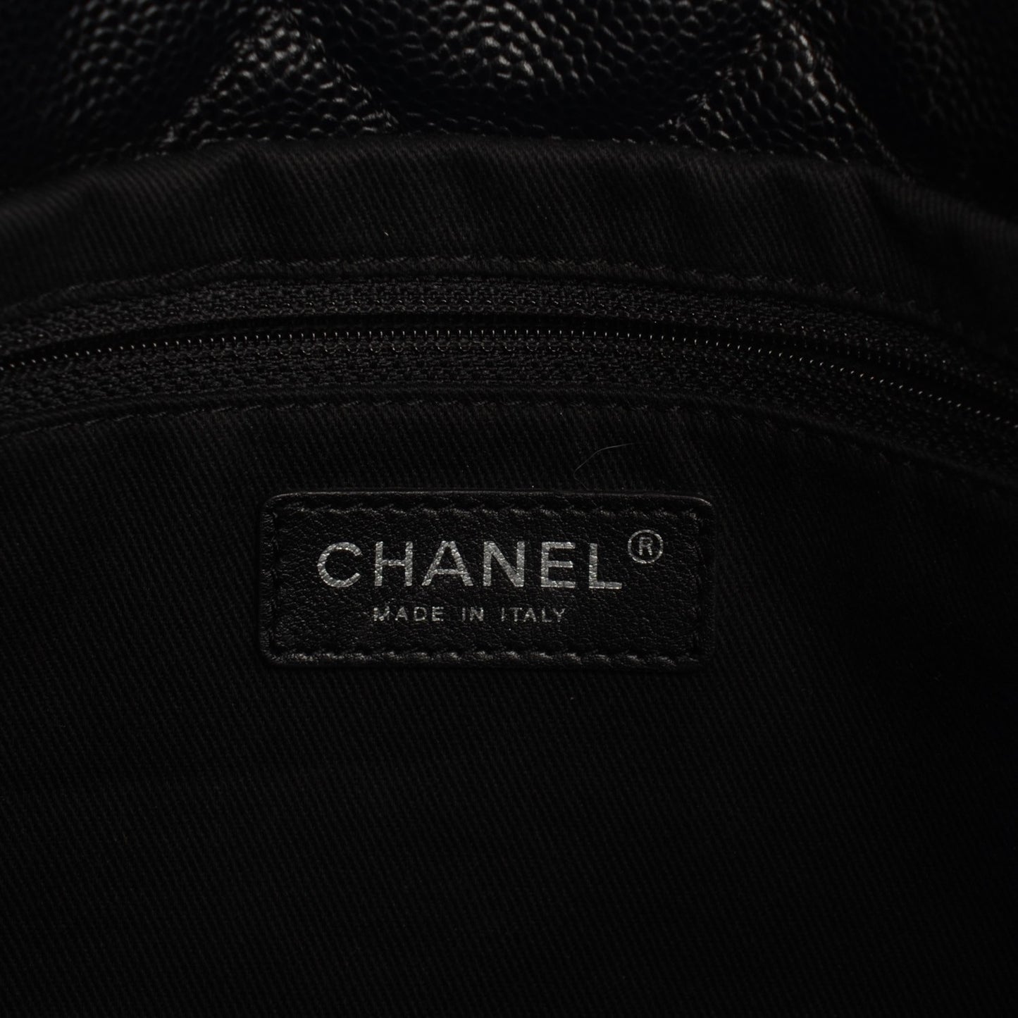Caviar CC Timeless Soft Tote Black