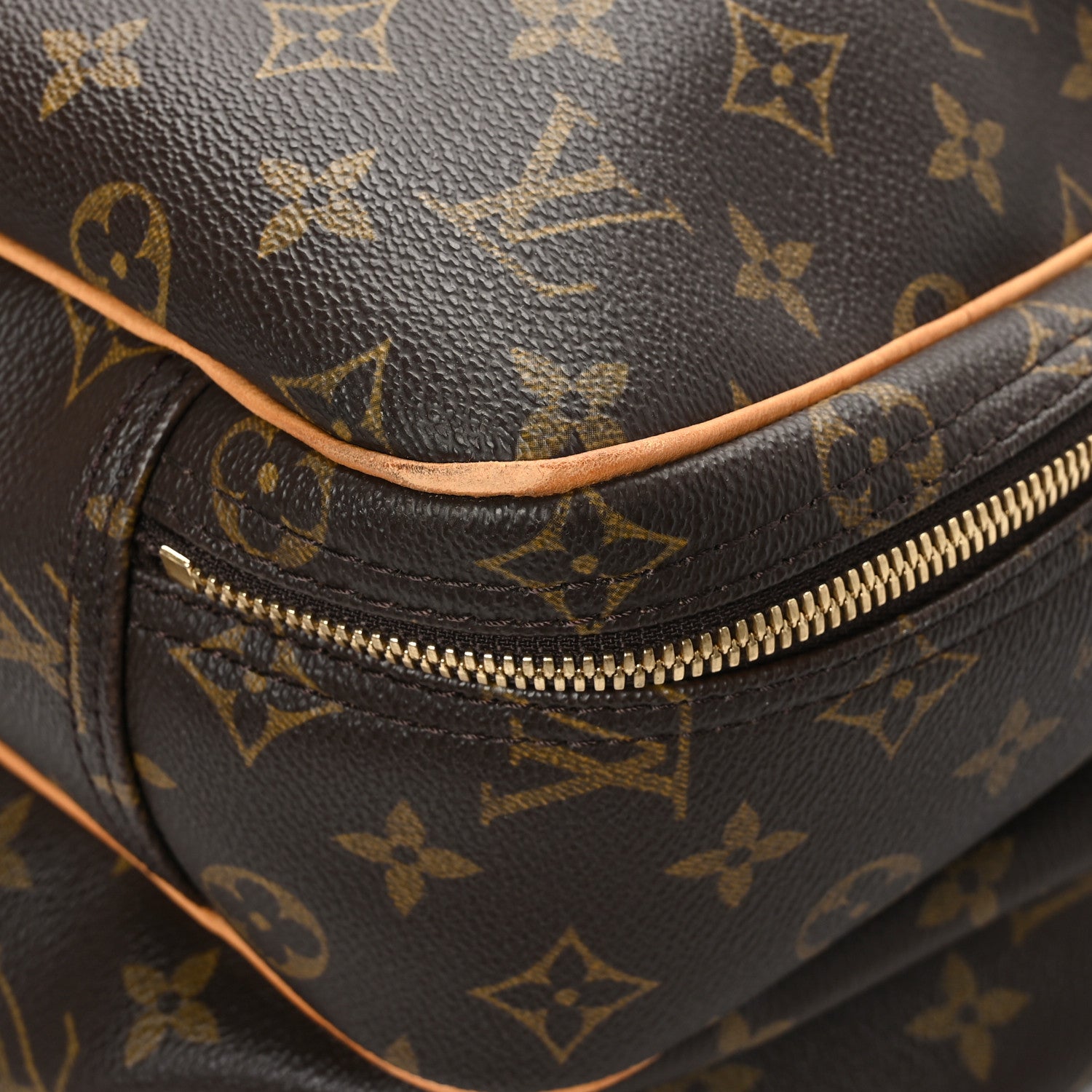 Louis Vuitton Monogram Alize 24 Heures Luggage 10 of 10