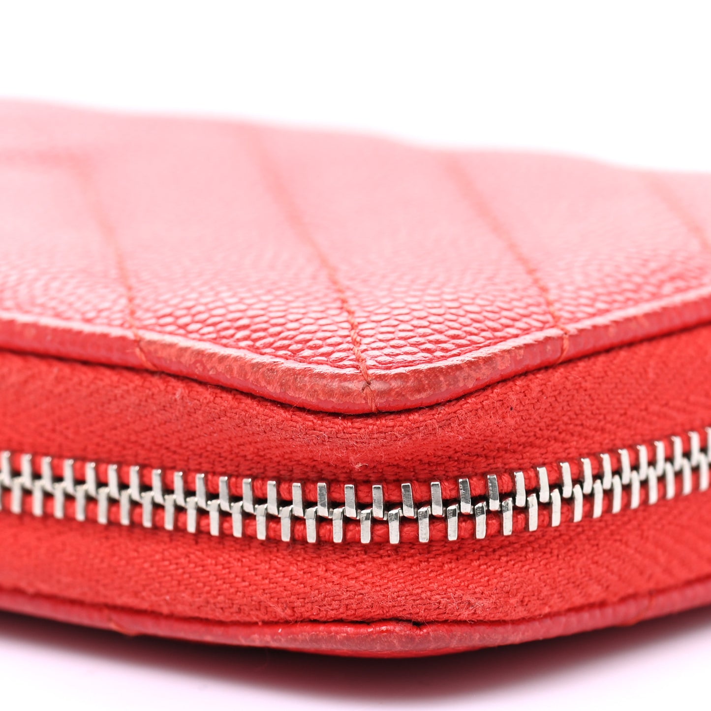 Caviar Chevron Quilted Medium Zip Around Wallet Red