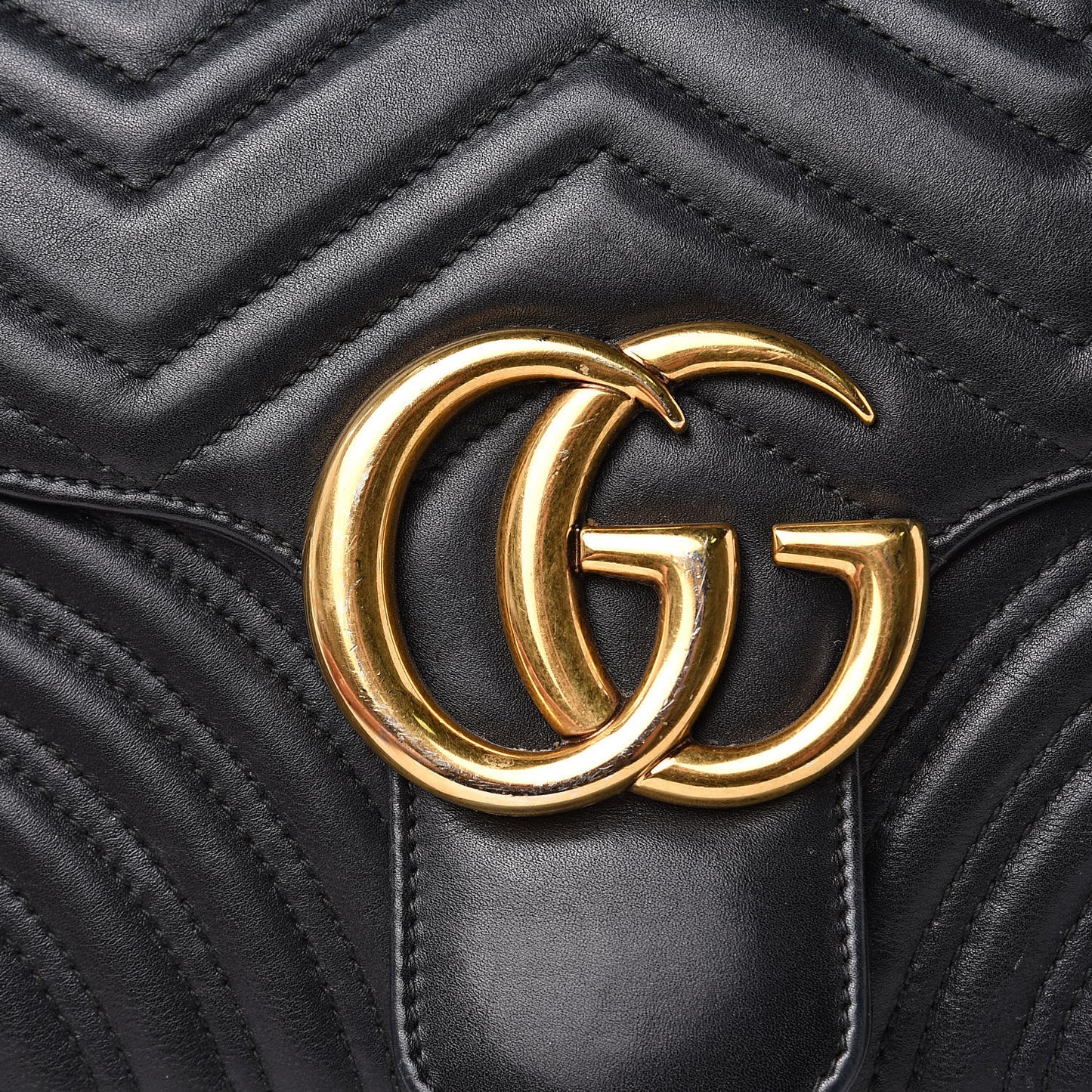 Calfskin Matelasse Medium GG Marmont Shoulder Bag Black