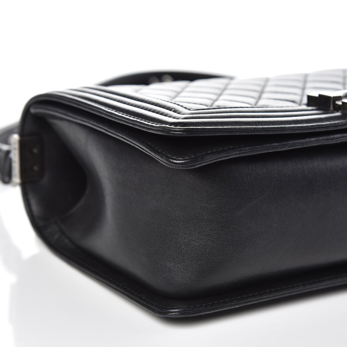 Lambskin Quilted Medium Boy Flap Black