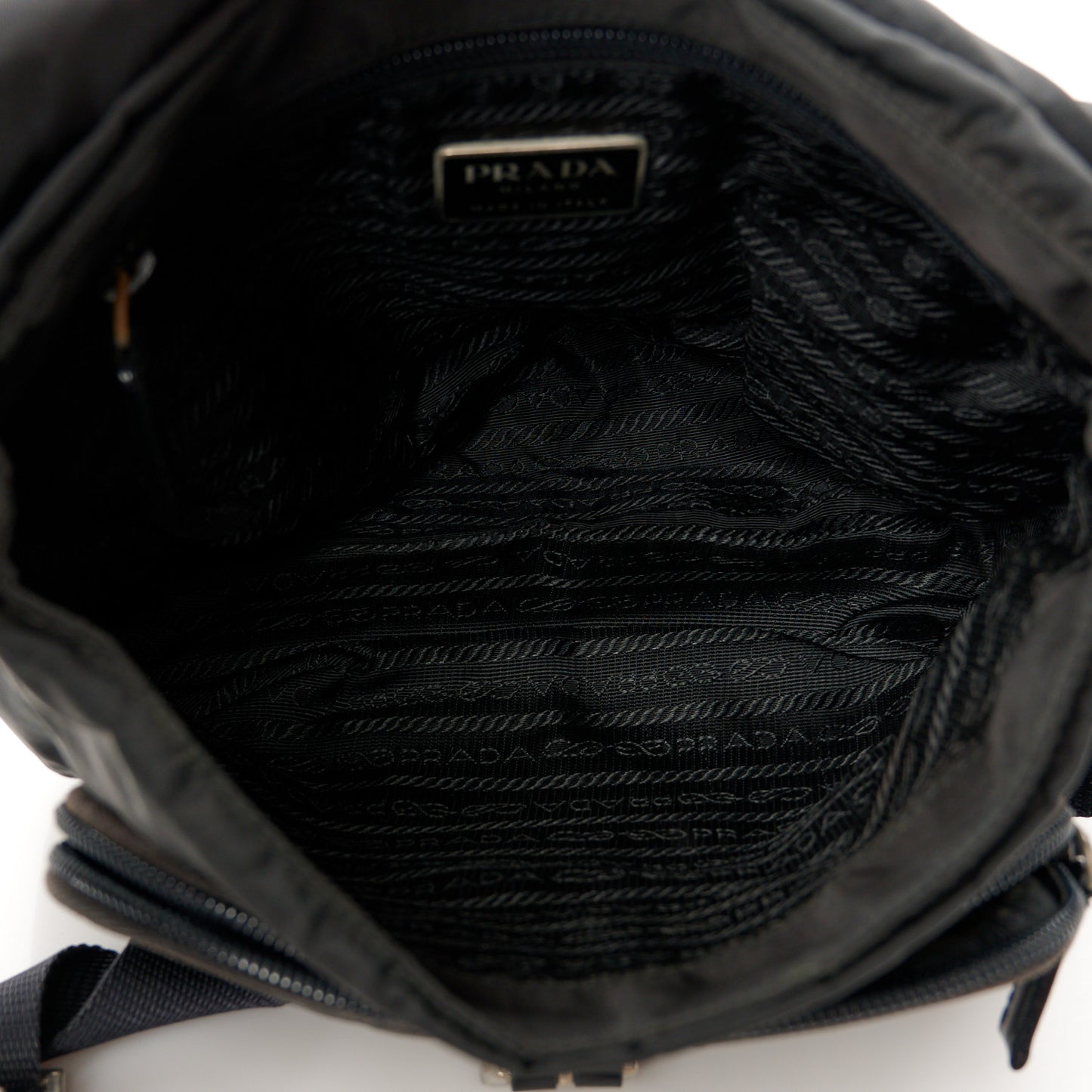 Nylon Vela Messenger Black