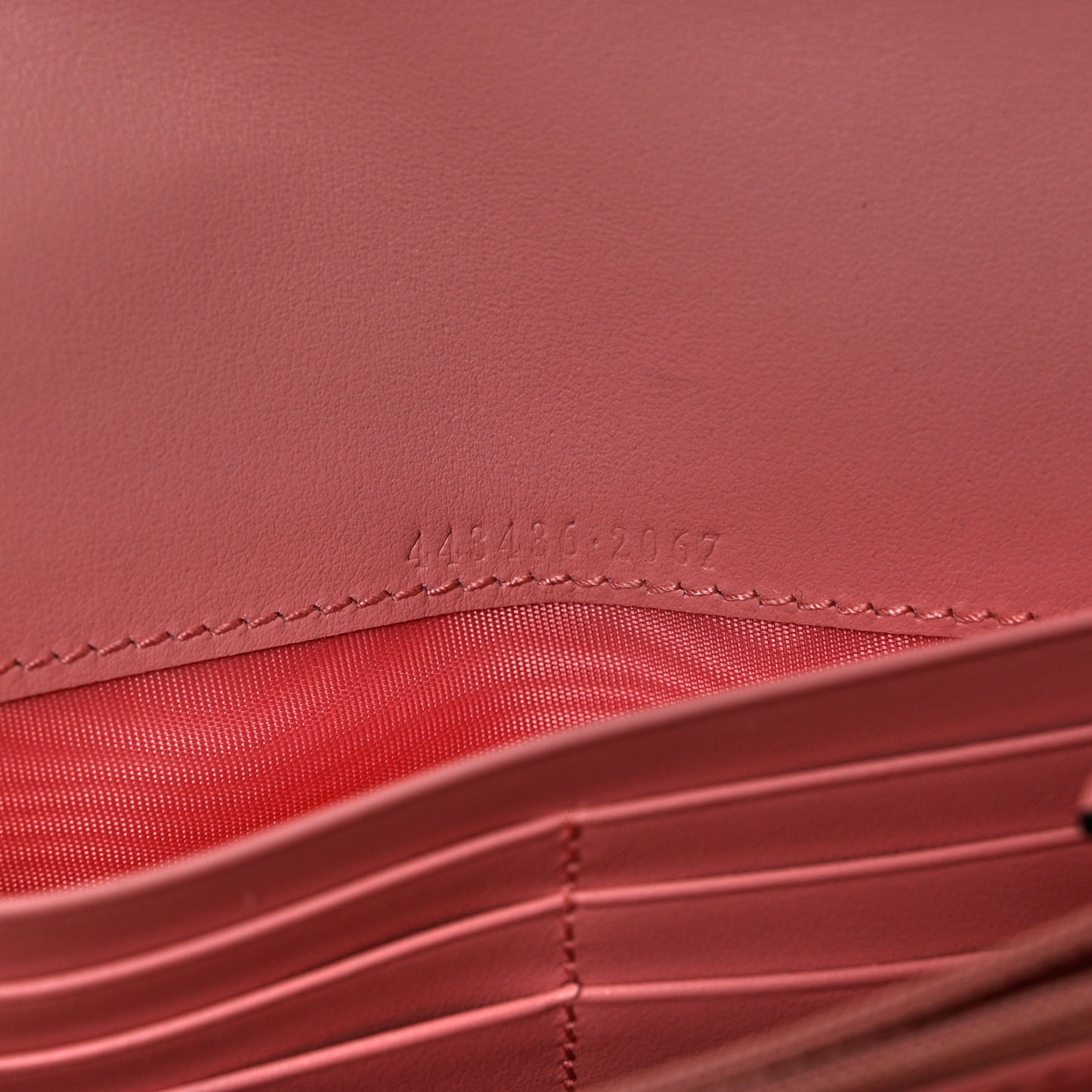 Calfskin Matelasse GG Marmont Continental Wallet Perfect Pink