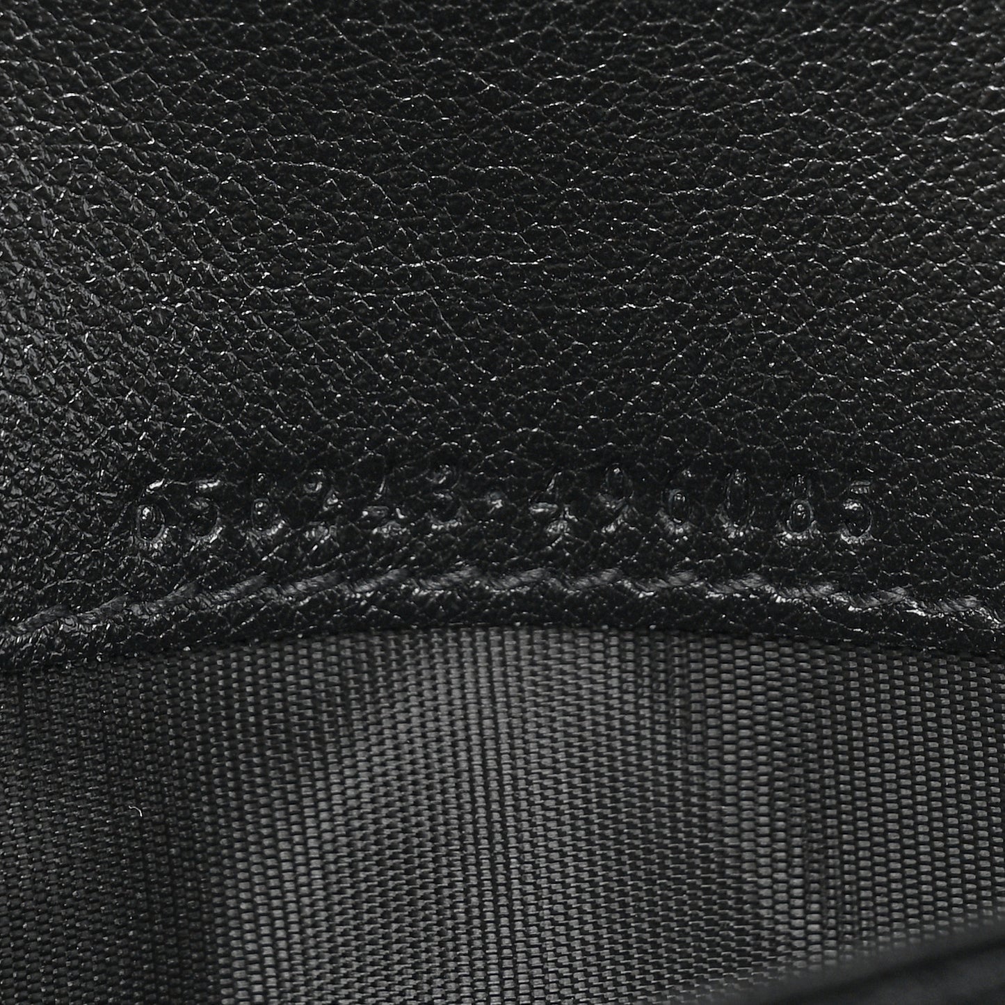 Wonka Grain Calfskin Diana Chain Wallet Black