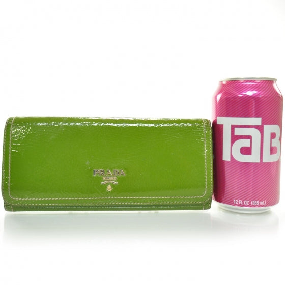 Vernice Continental Wallet Green