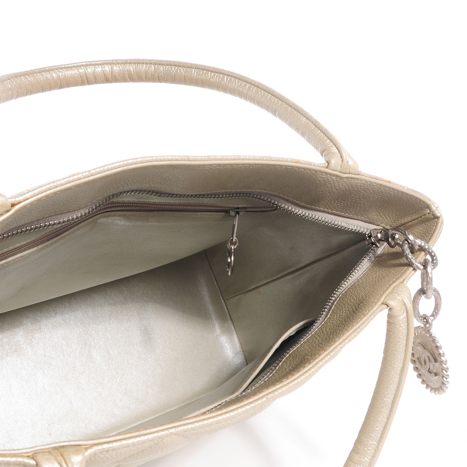 Chanel Caviar Medallion CC Tote Pearl 6 of 8