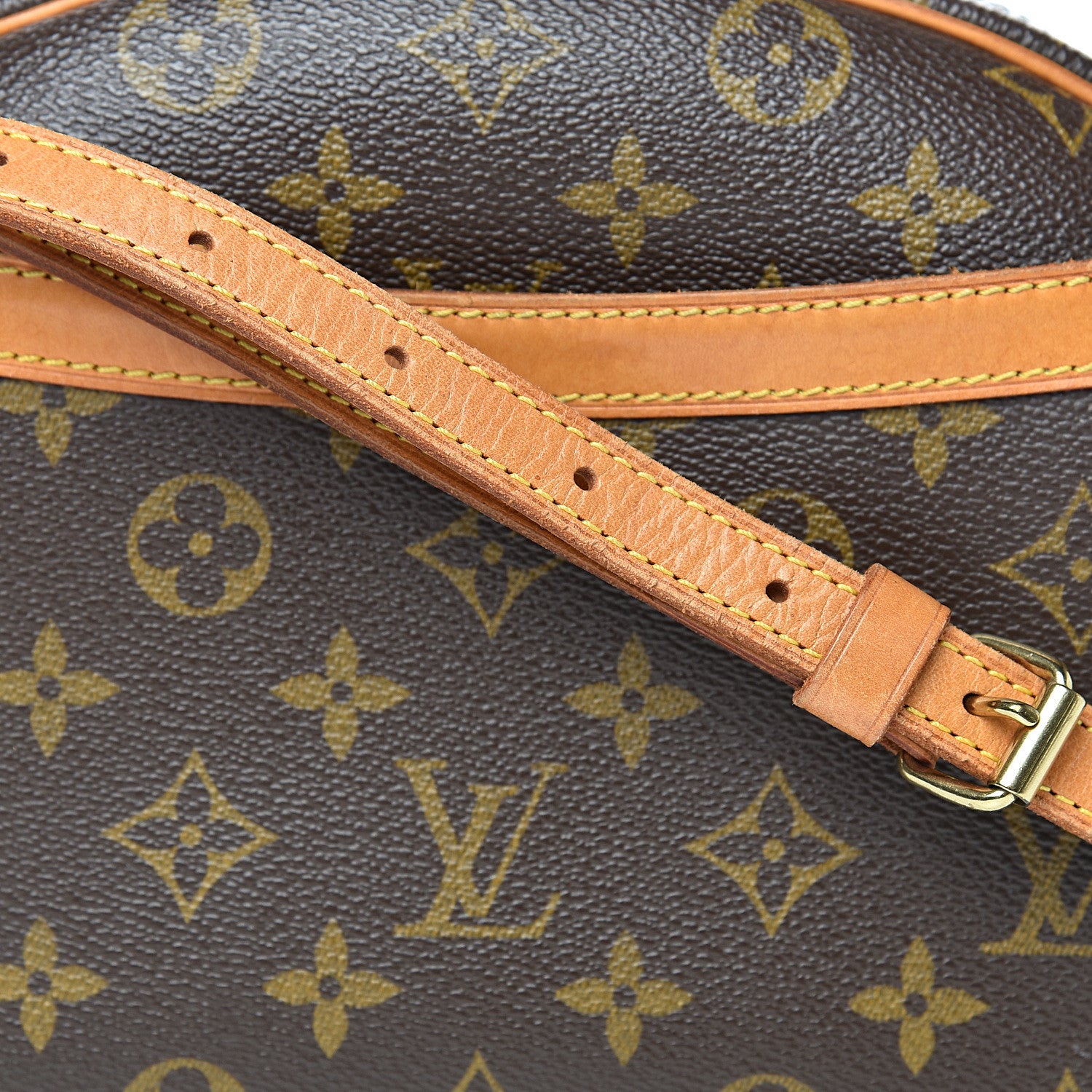 Louis Vuitton Monogram Blois 8 of 11