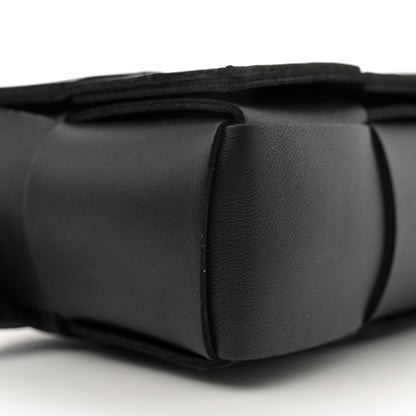 Bottega Veneta Nappa Maxi Intreccio The Belt Cassette Bag Black 9 of 10
