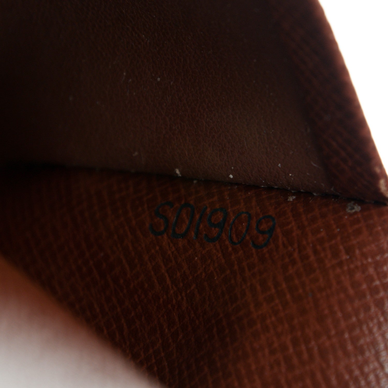 Louis Vuitton Monogram Simple Checkbook Holder Wallet Cover 7 of 7
