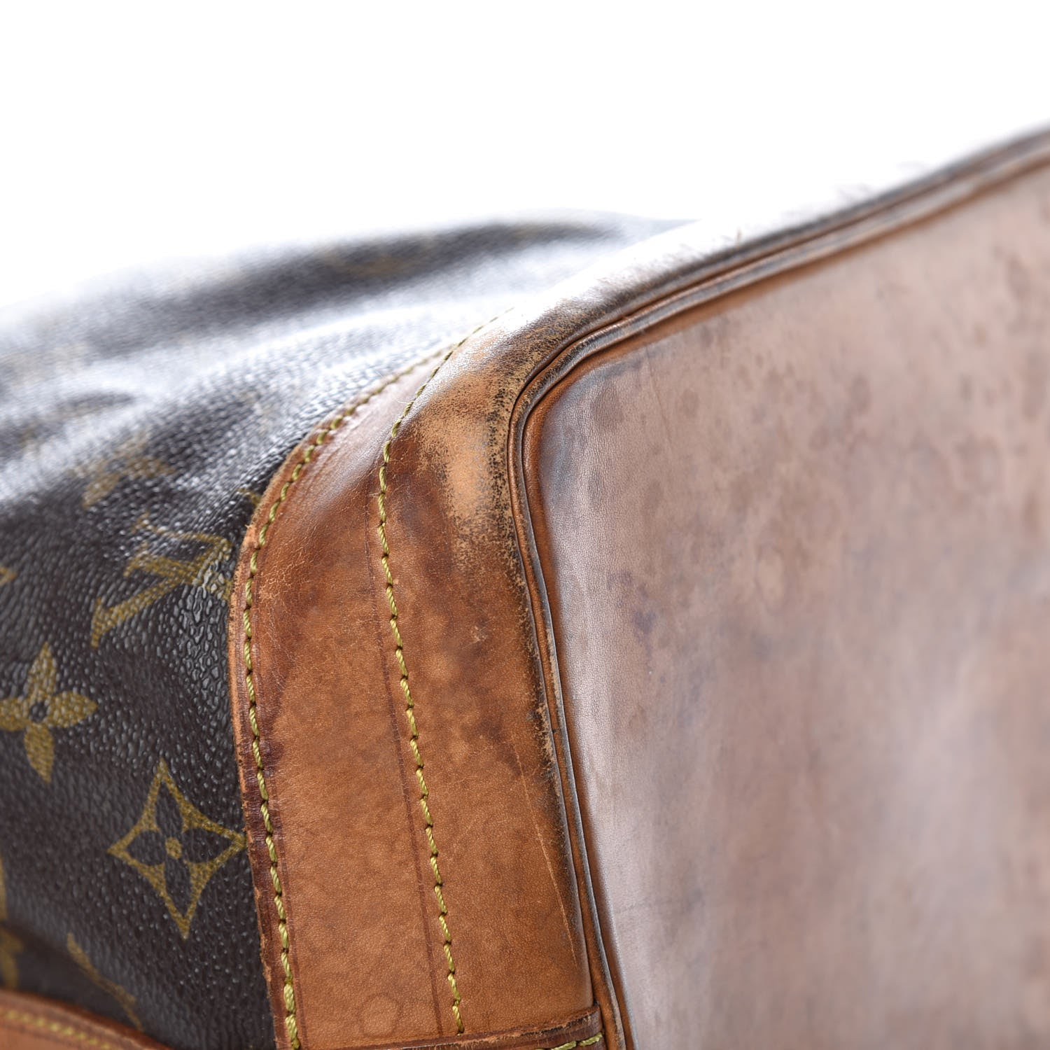 Louis Vuitton Monogram Noe 24 of 26
