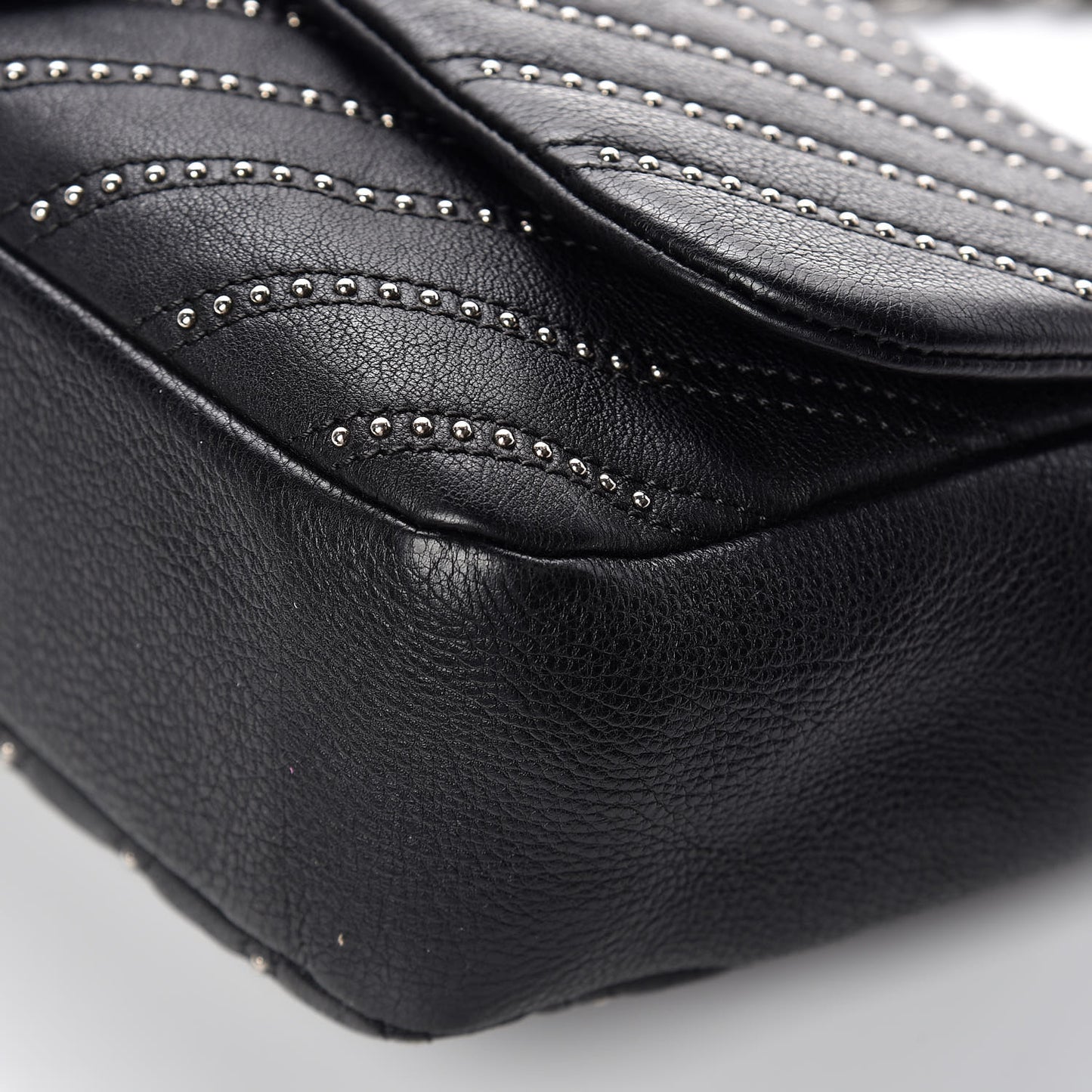 Calfskin Studded Chevron Quilted Medium Stud Wars Flap Black