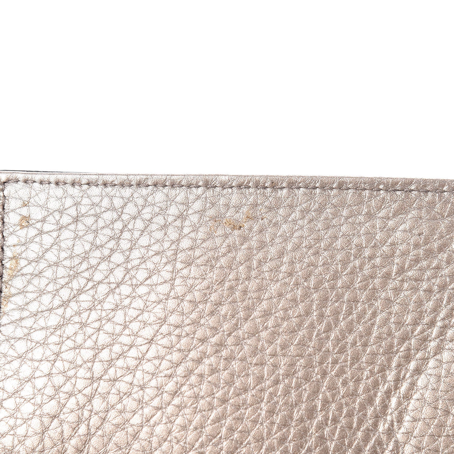 Gucci Metallic Pebbled Calfskin Medium Soho Clutch Golden Beige 14 of 17