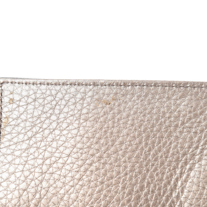 Gucci Metallic Pebbled Calfskin Medium Soho Clutch Golden Beige 14 of 17