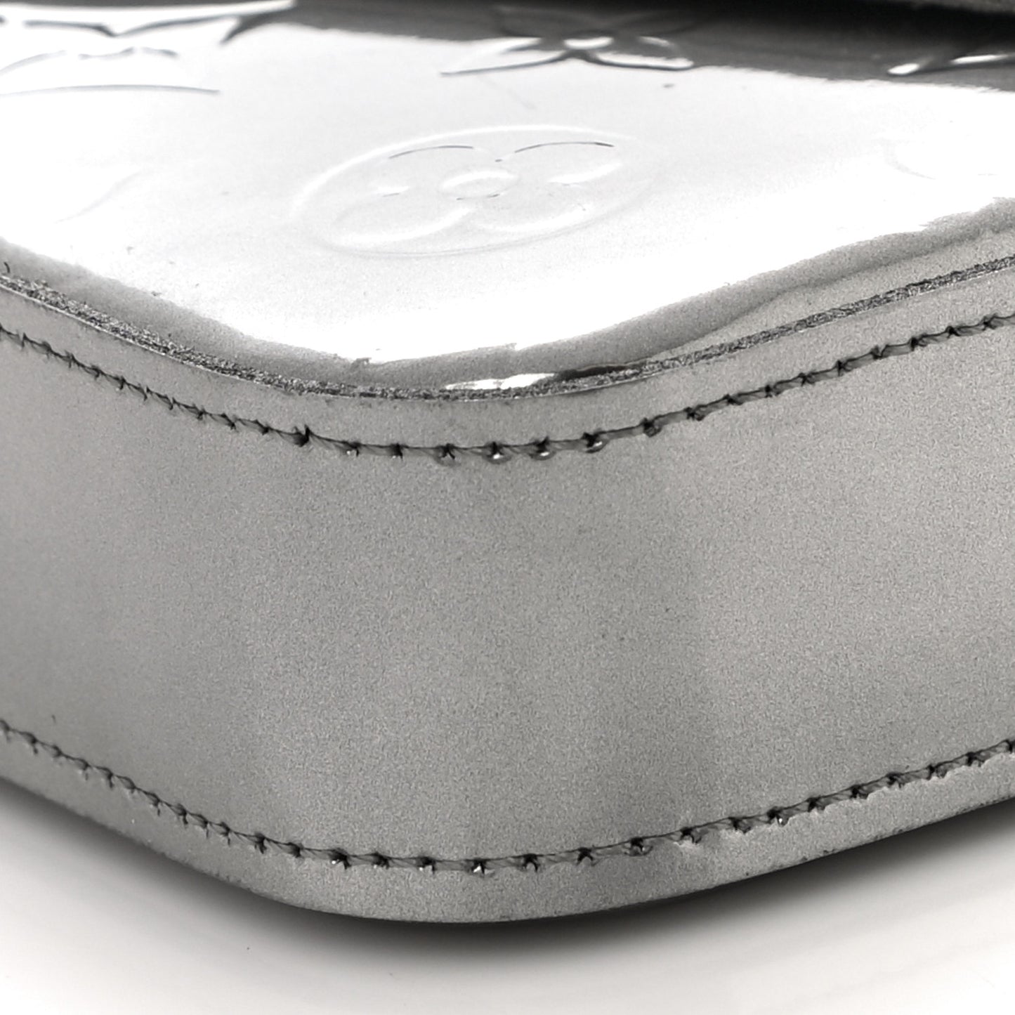 Vernis Felicie Pochette Chain Wallet Gris Metal