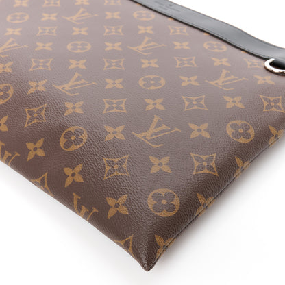 Louis Vuitton Monogram Discovery Pochette GM 12 of 12