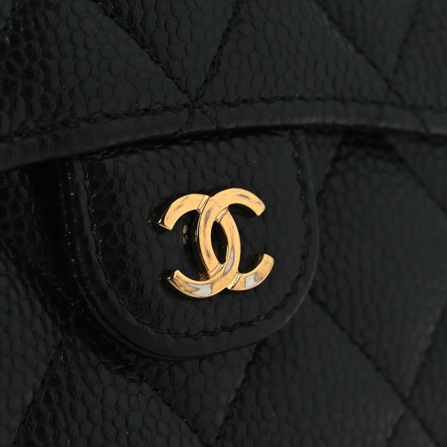 Caviar Quilted Compact Flap Wallet Black