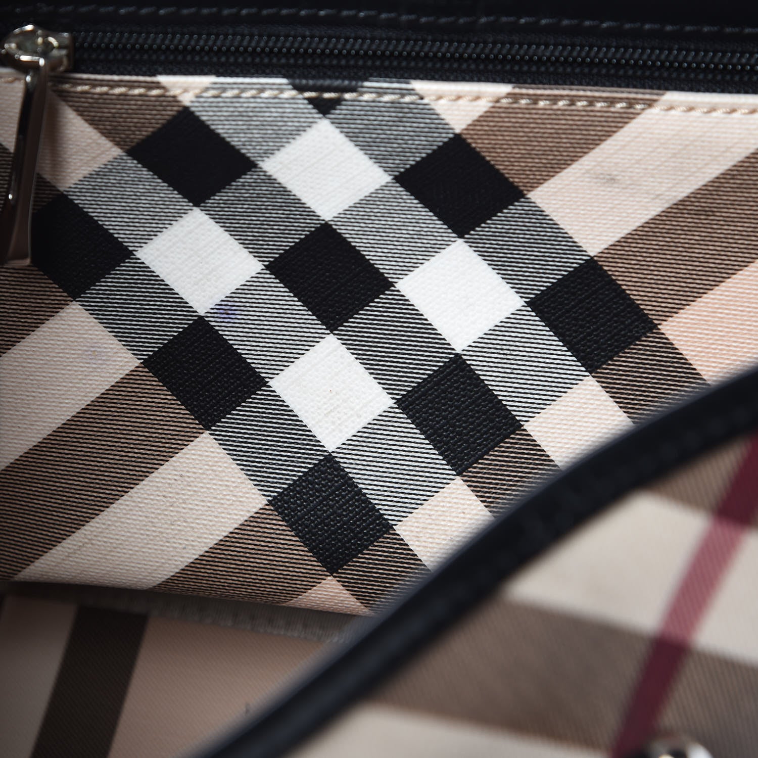 Burberry Supernova Check Tote Black 11 of 13