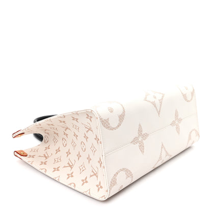Louis Vuitton Monogram Dune Giant Onthego MM 3 of 8