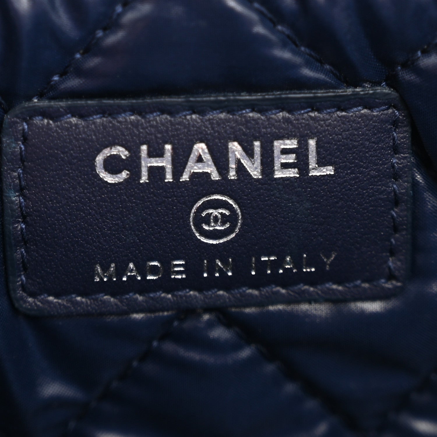 Chanel Caviar Quilted Cosmetic Case Navy 6 of 9