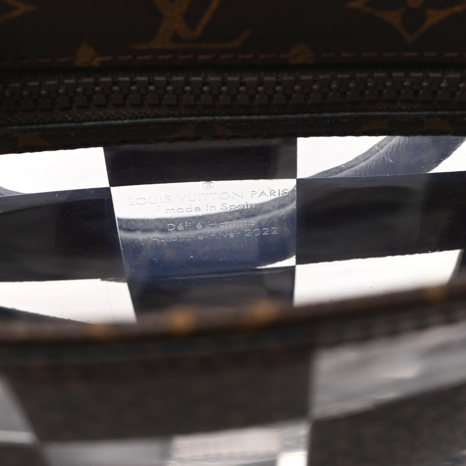 Louis Vuitton PVC Monogram Chess Sac Plat 6 of 9