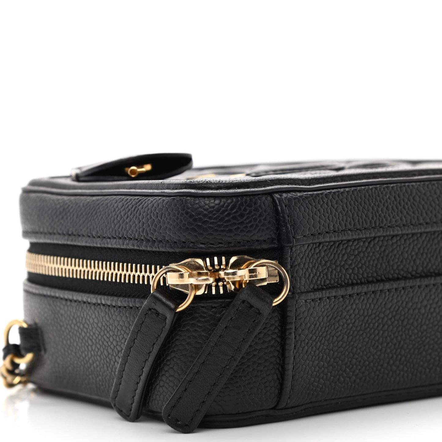 Caviar Quilted Small CC Filigree Vanity Case Black