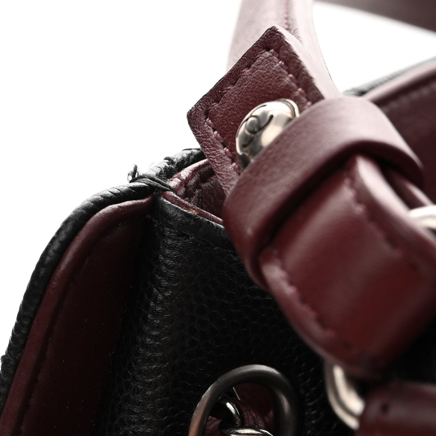 Caviar Quilted Medium CC Bucket Bag Black